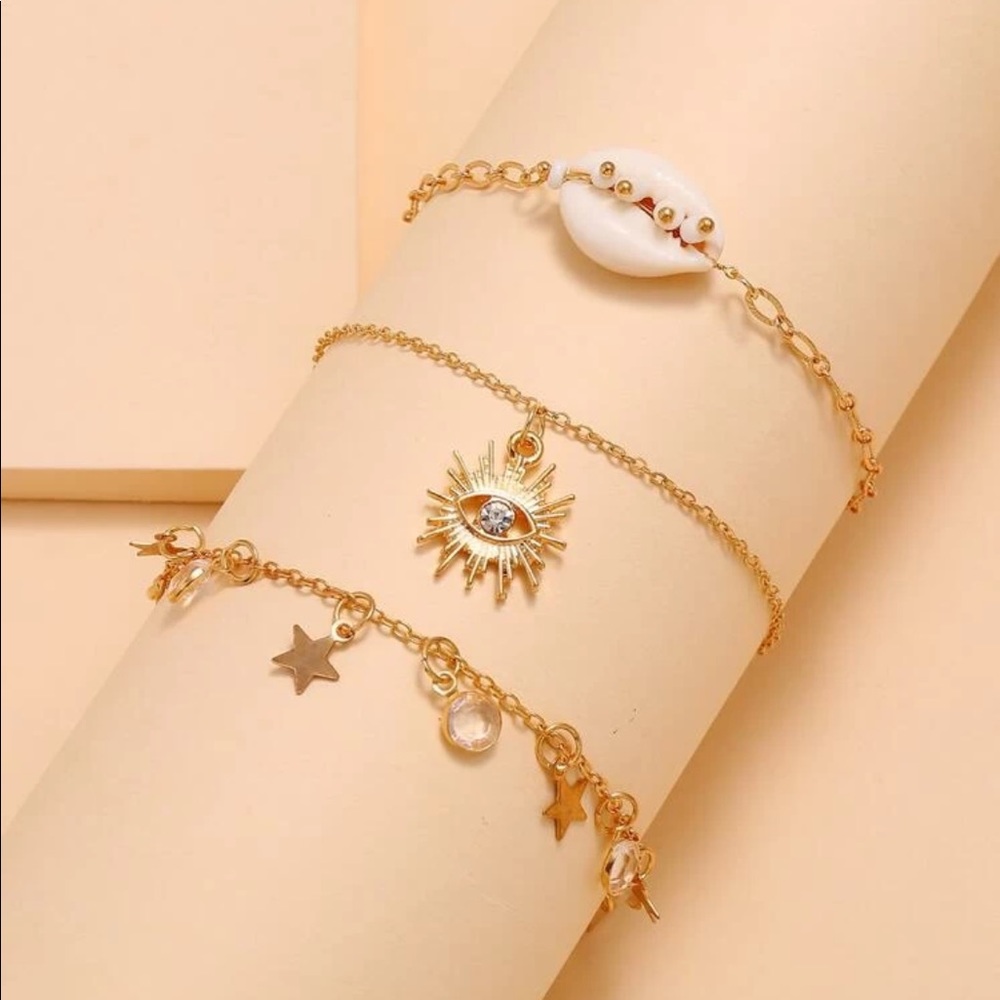 • Aria • Eye, Shell + Stars Anklet Set - Picture 2 of 4